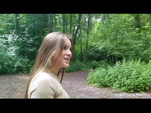 ❤️ Ek het vir Evelina voorgestel dat ons in 'n publieke plek naai! Sy het ja gesê. Toe genaai ek haar in die gat en kom in haar mond. Toe vis sy haarself. ❤️ Porno vk by ons af.hqpornvideos.ru ☑